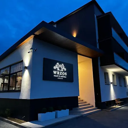 Wrzos & Wellness Hotel *