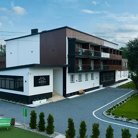 Wrzos & Wellness Hotel *