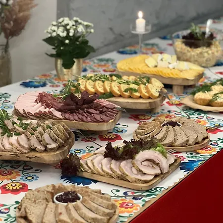 Wrzos & Wellness מלון *